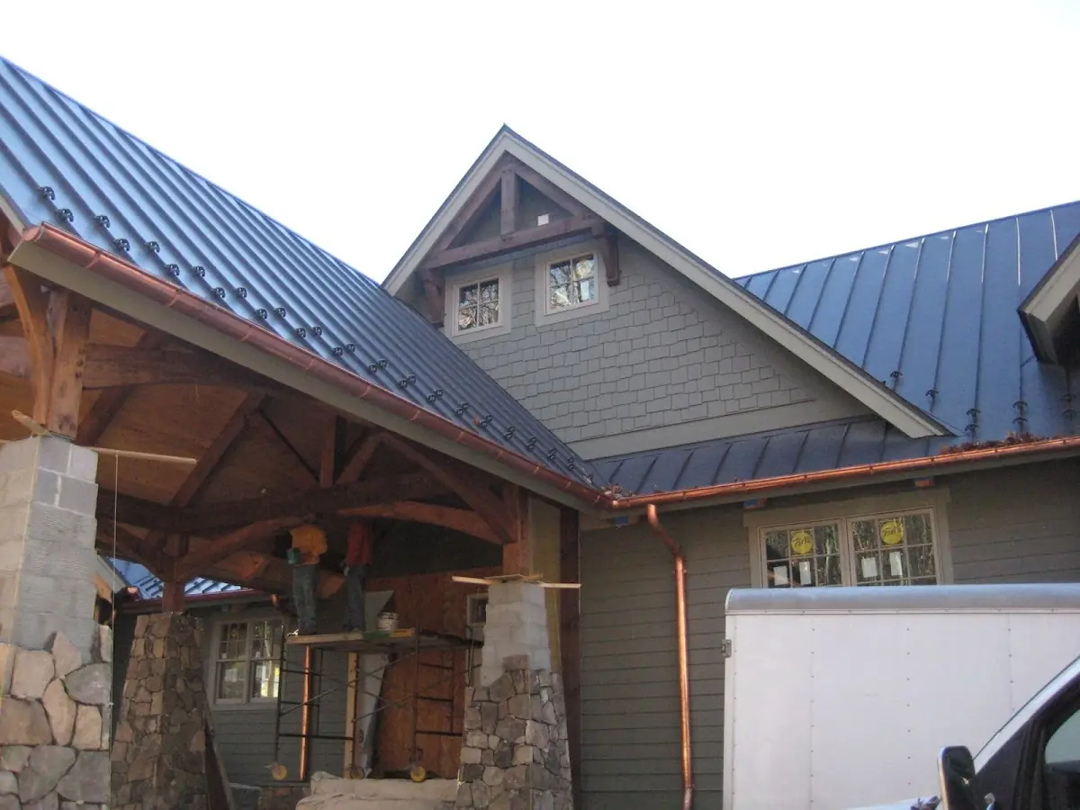 Craftsman Roofing team delivering quality roofing work in Leonardsville